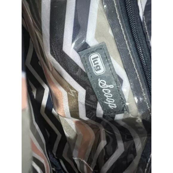 LUG Scoop Flower Stripe Quilted Convertible Crossbody Bag - Picture 5 of 7